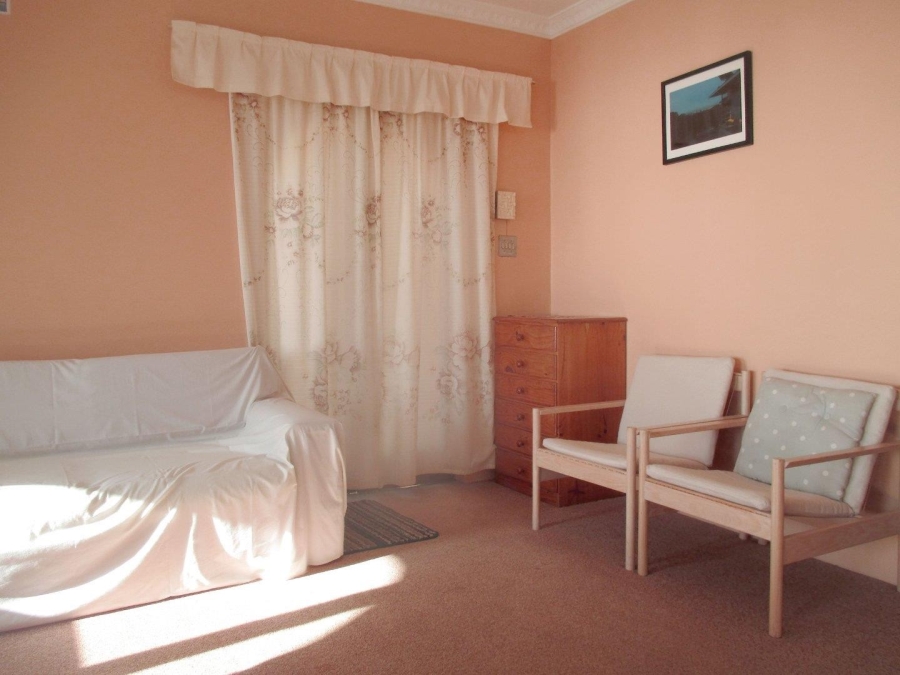 To Let 1 Bedroom Property for Rent in Bakoven Western Cape
